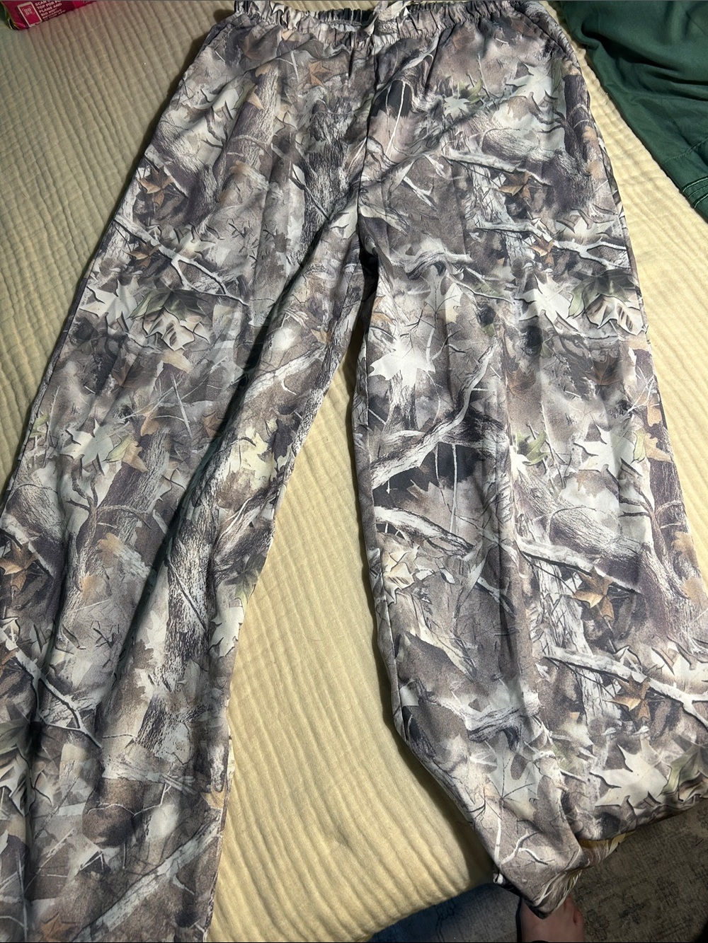 SHEIN Women's Camouflage Prints Pajama Pants in Brown and Green - Picture 4 of 6
